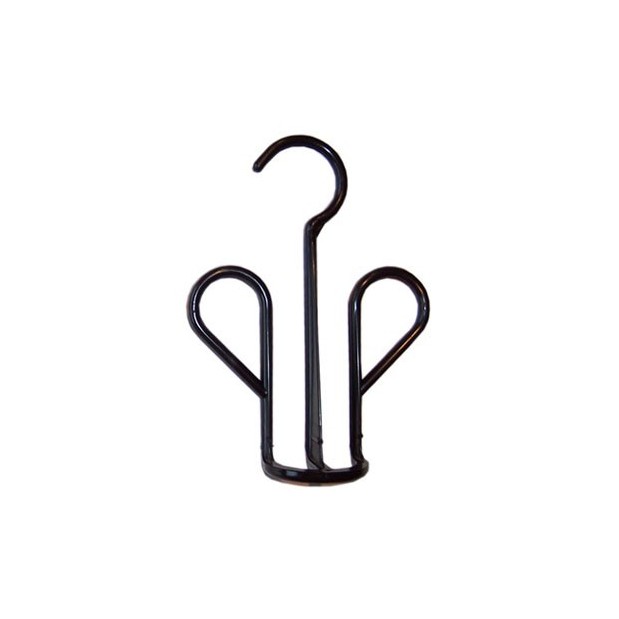 Percha negra porta calzado.