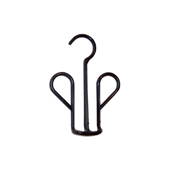 Percha negra porta calzado.