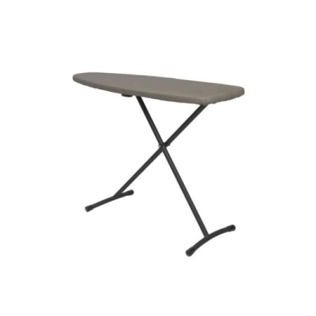 Centro de planchado con marco de malla.